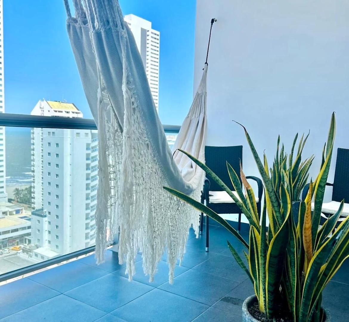 By Calamari Homes - Infinitum 1602 - Bocagrande Cartagena