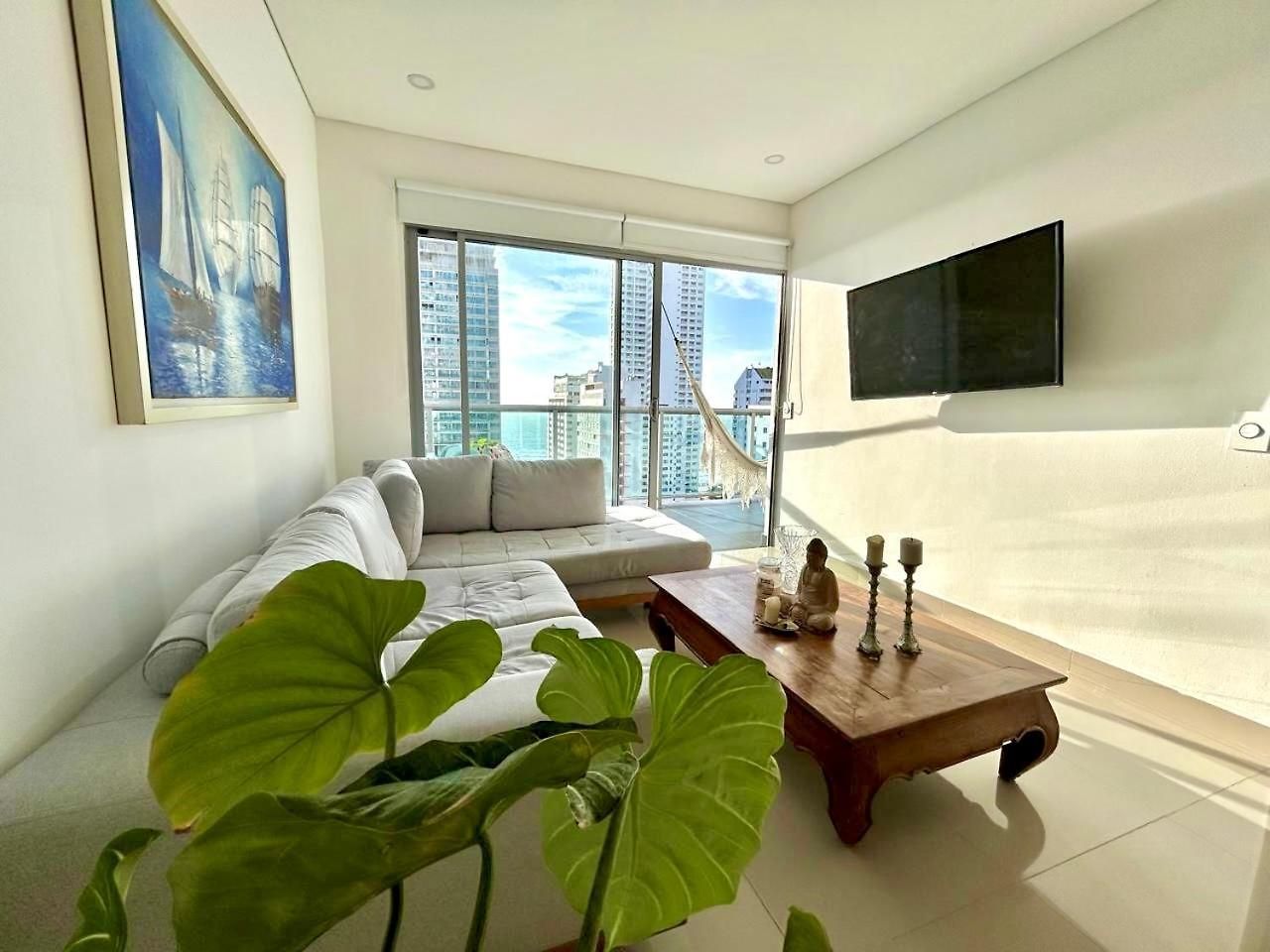 By Calamari Homes - Infinitum 1602 - Bocagrande Apartamento *